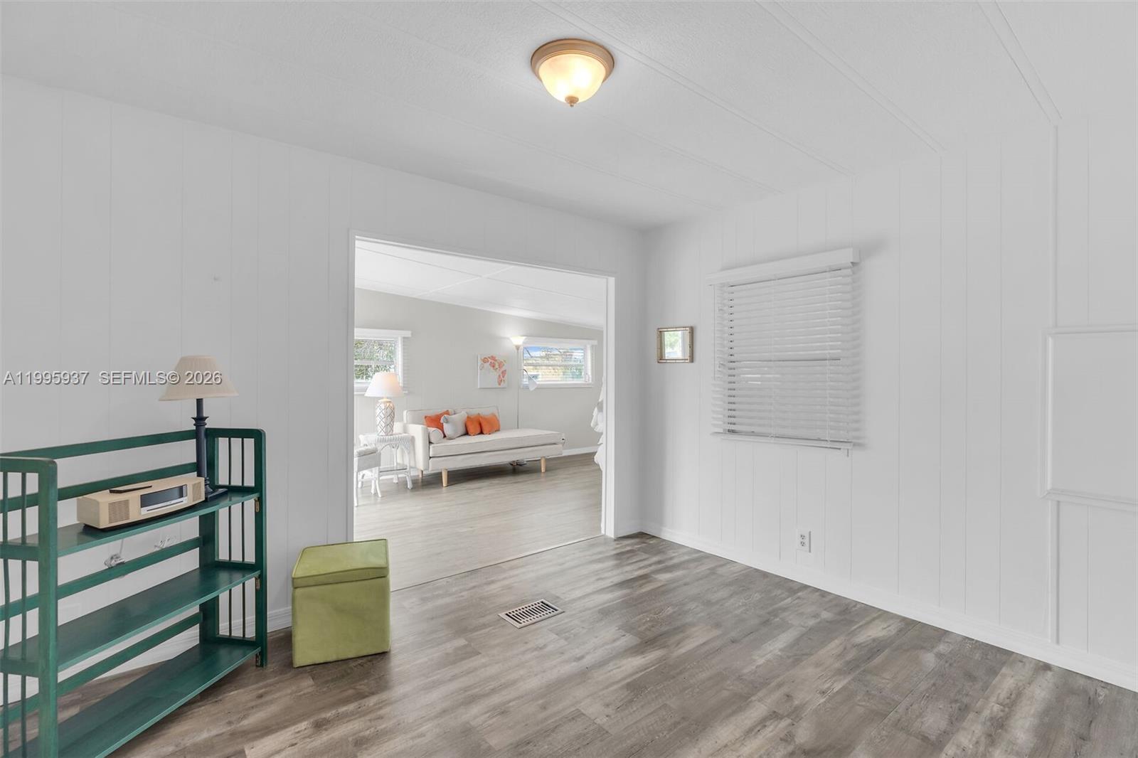 812 S Silver Cir
