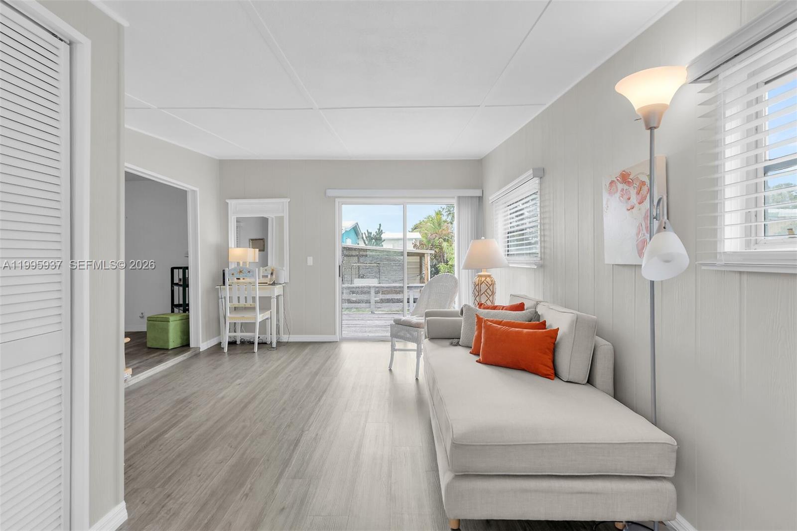 812 S Silver Cir