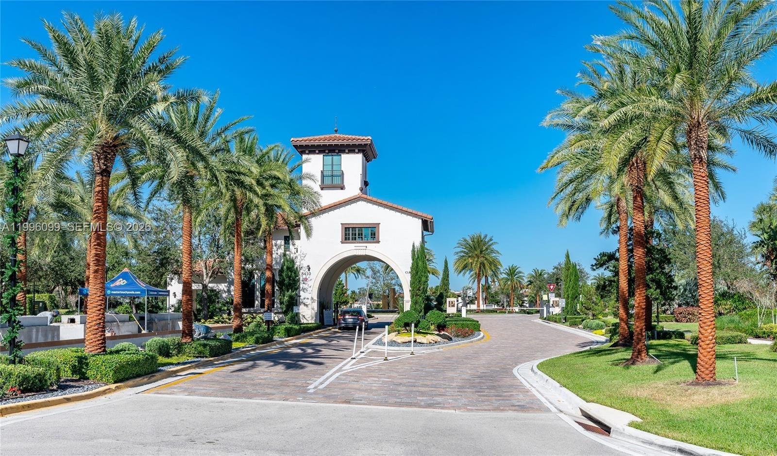 9150 Parkland Bay Dr