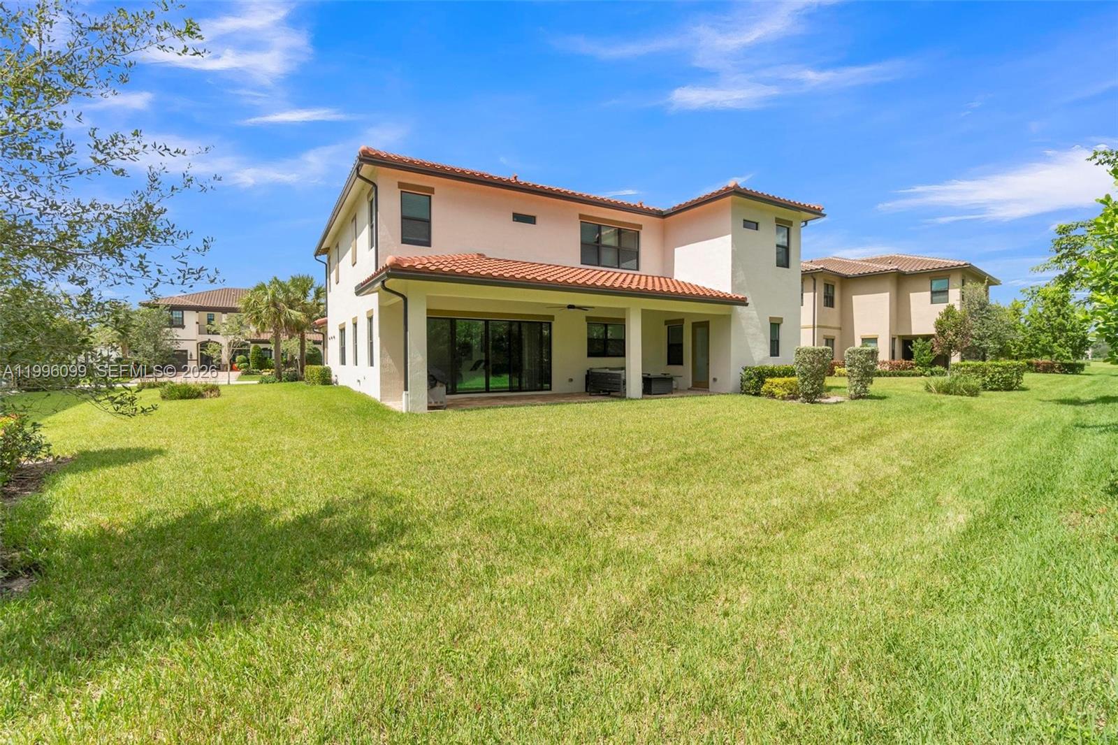 9150 Parkland Bay Dr
