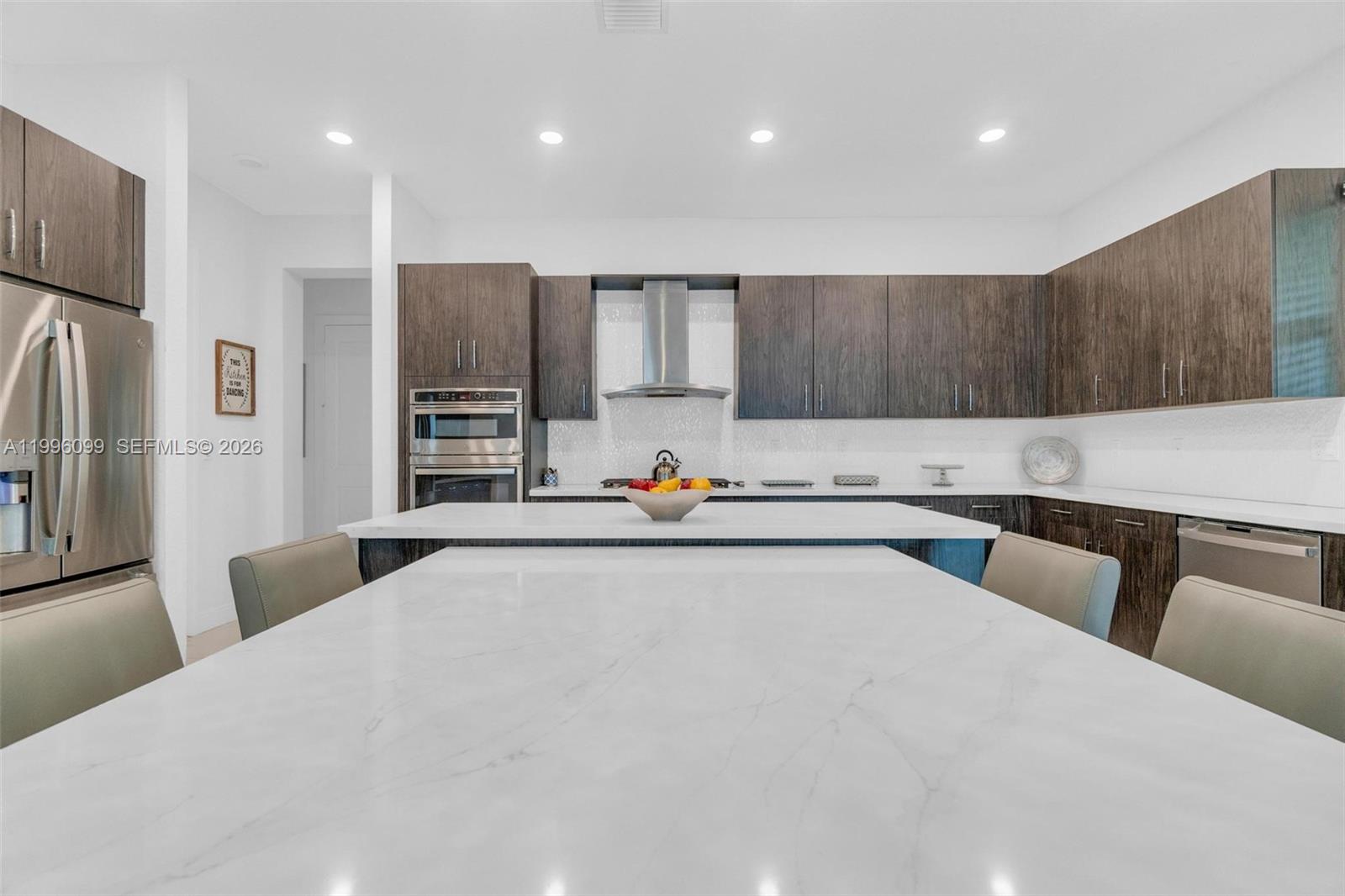 9150 Parkland Bay Dr