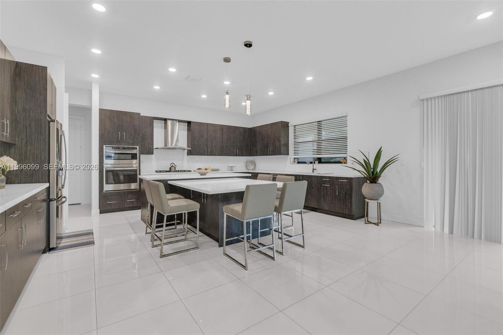 9150 Parkland Bay Dr