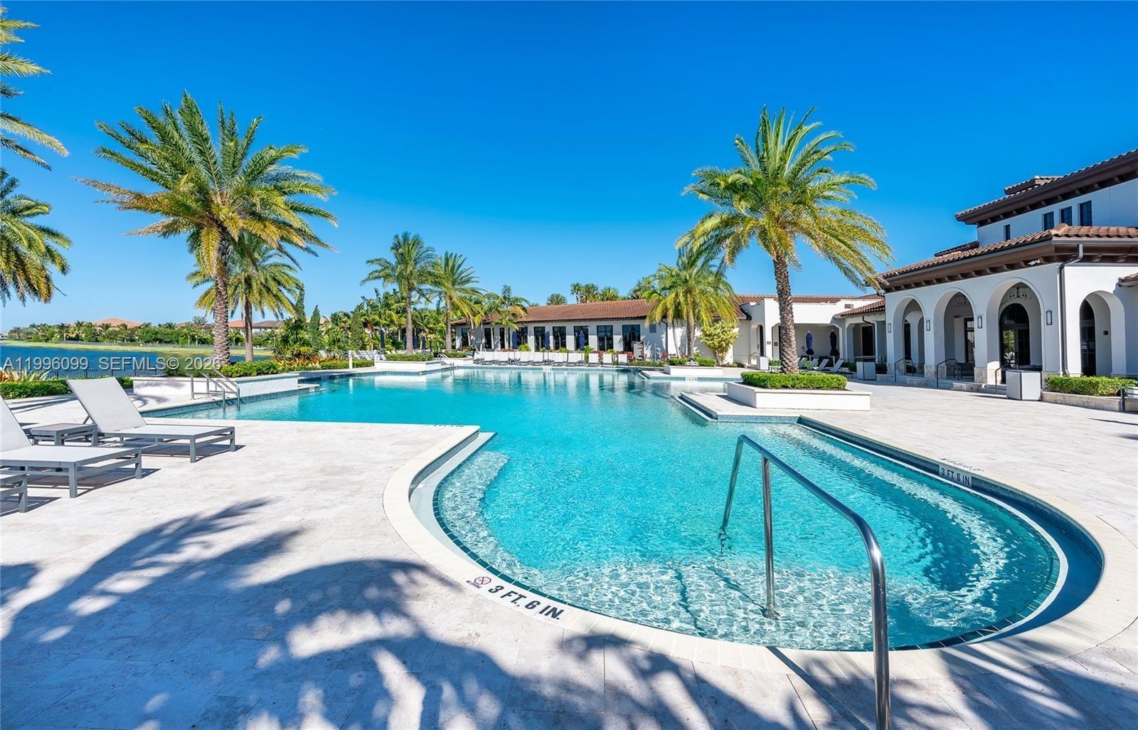 9150 Parkland Bay Dr