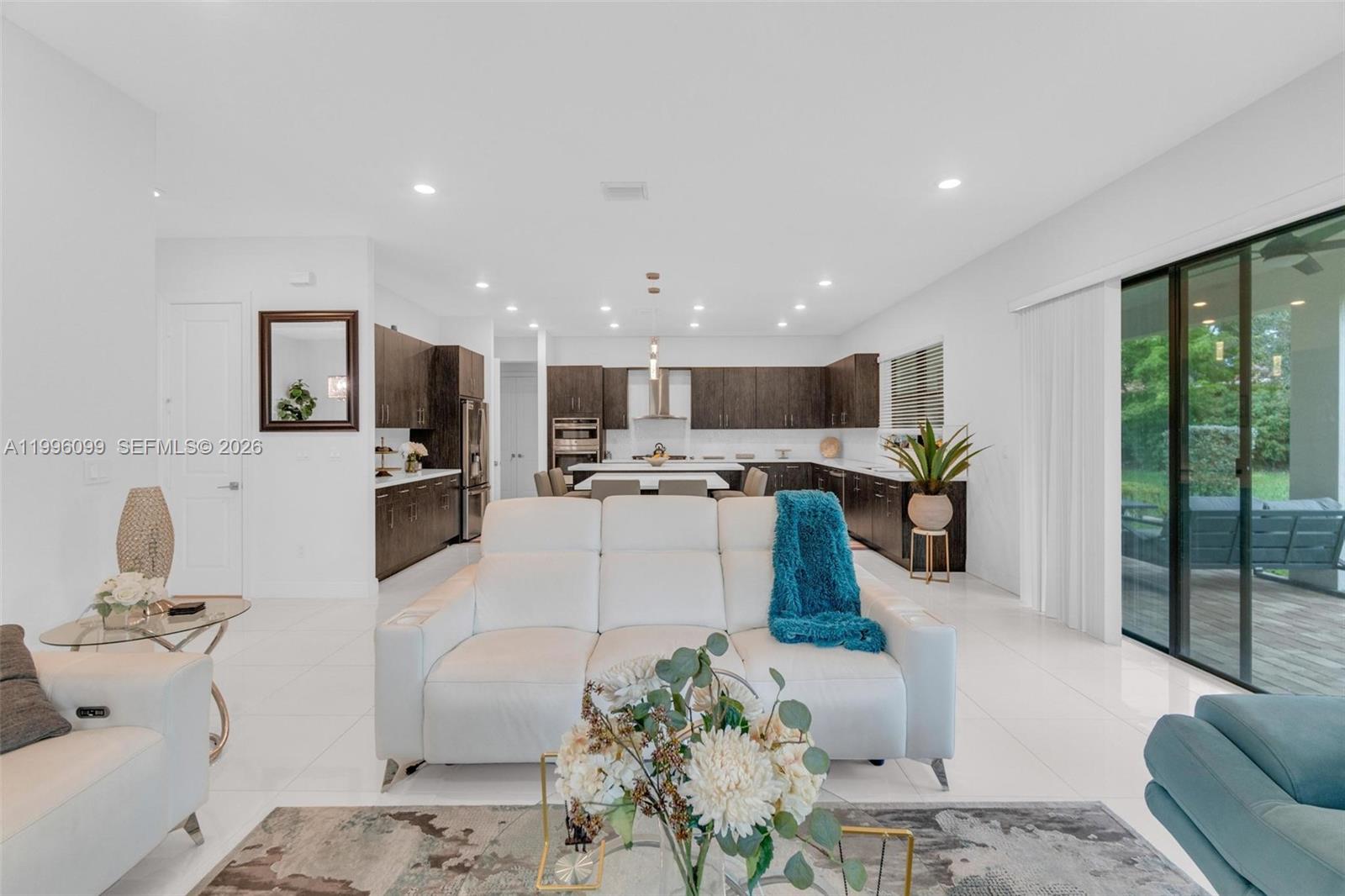 9150 Parkland Bay Dr