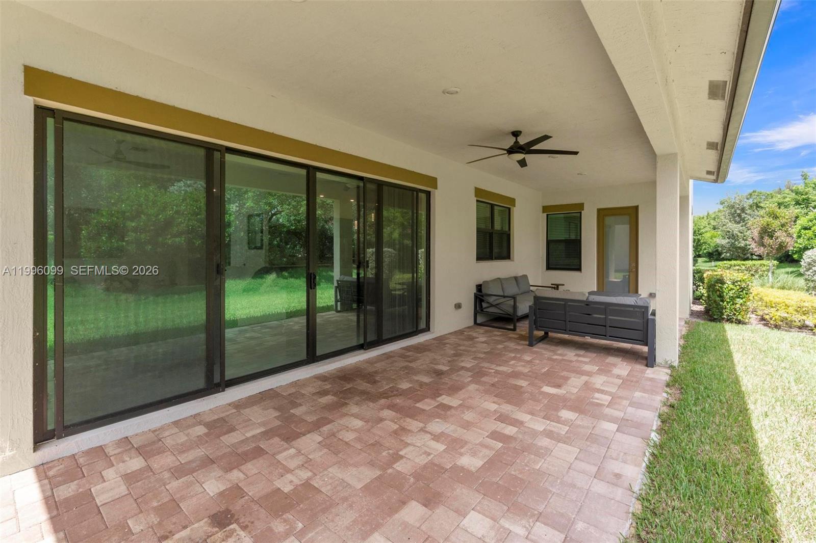 9150 Parkland Bay Dr
