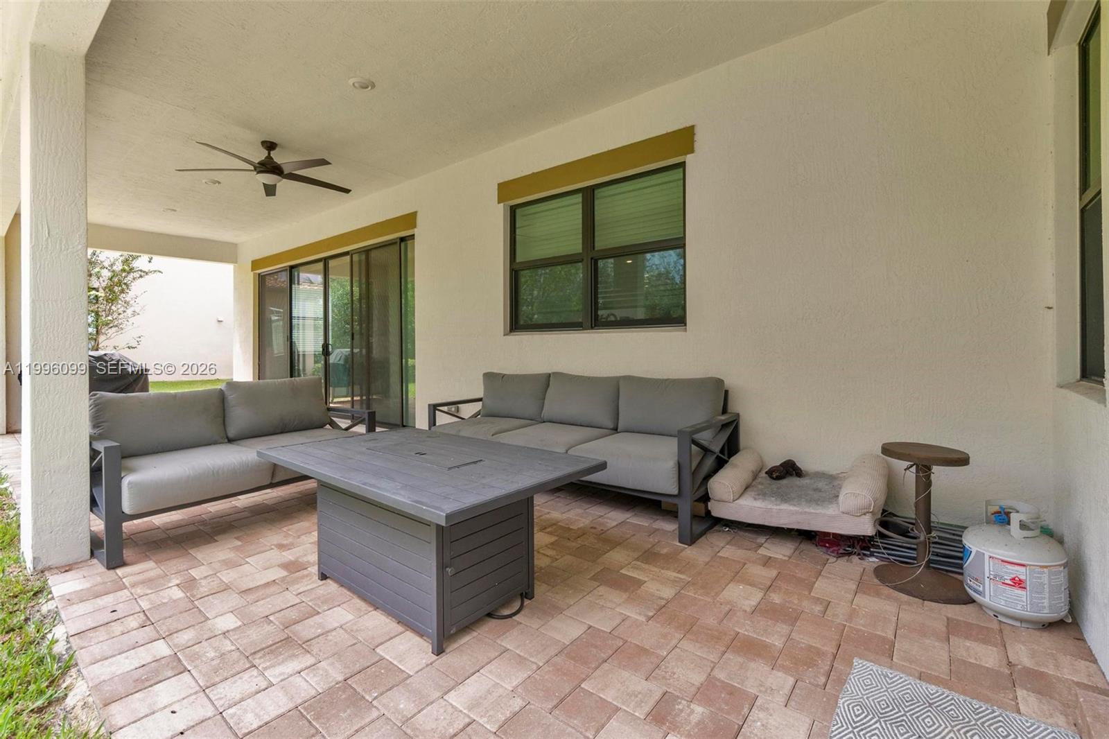 9150 Parkland Bay Dr
