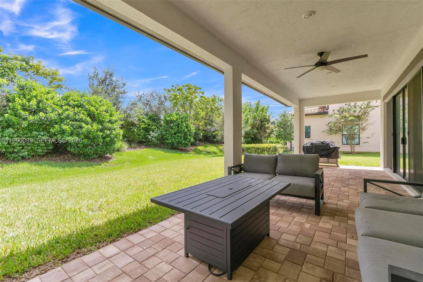 9150 Parkland Bay Dr