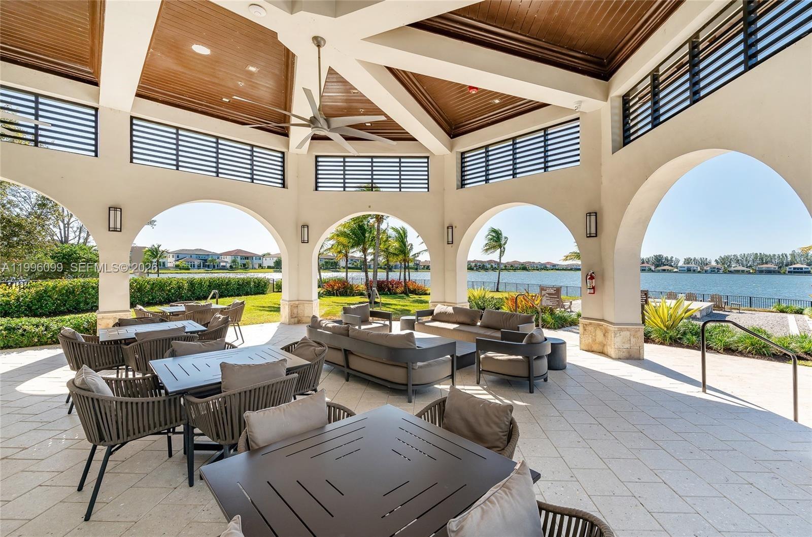 9150 Parkland Bay Dr