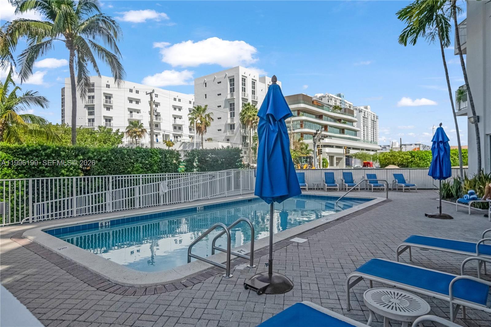 1688 West Ave # 408
