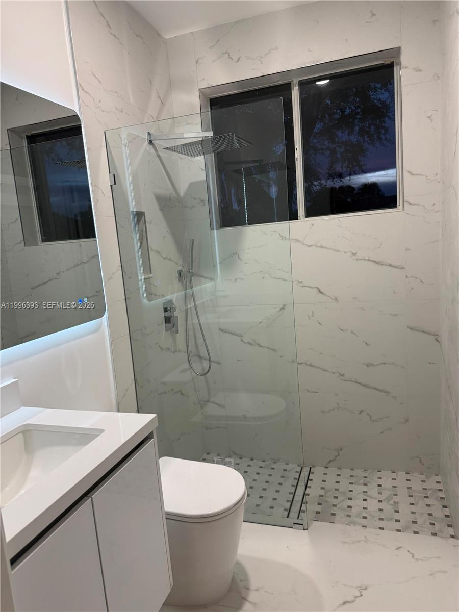 3066 Lakewood Cir # 3066