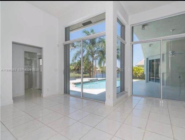 3066 Lakewood Cir # 3066