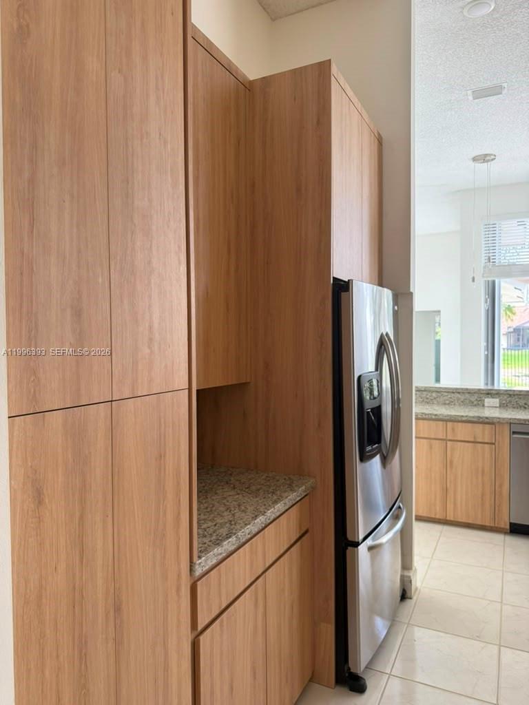 3066 Lakewood Cir # 3066
