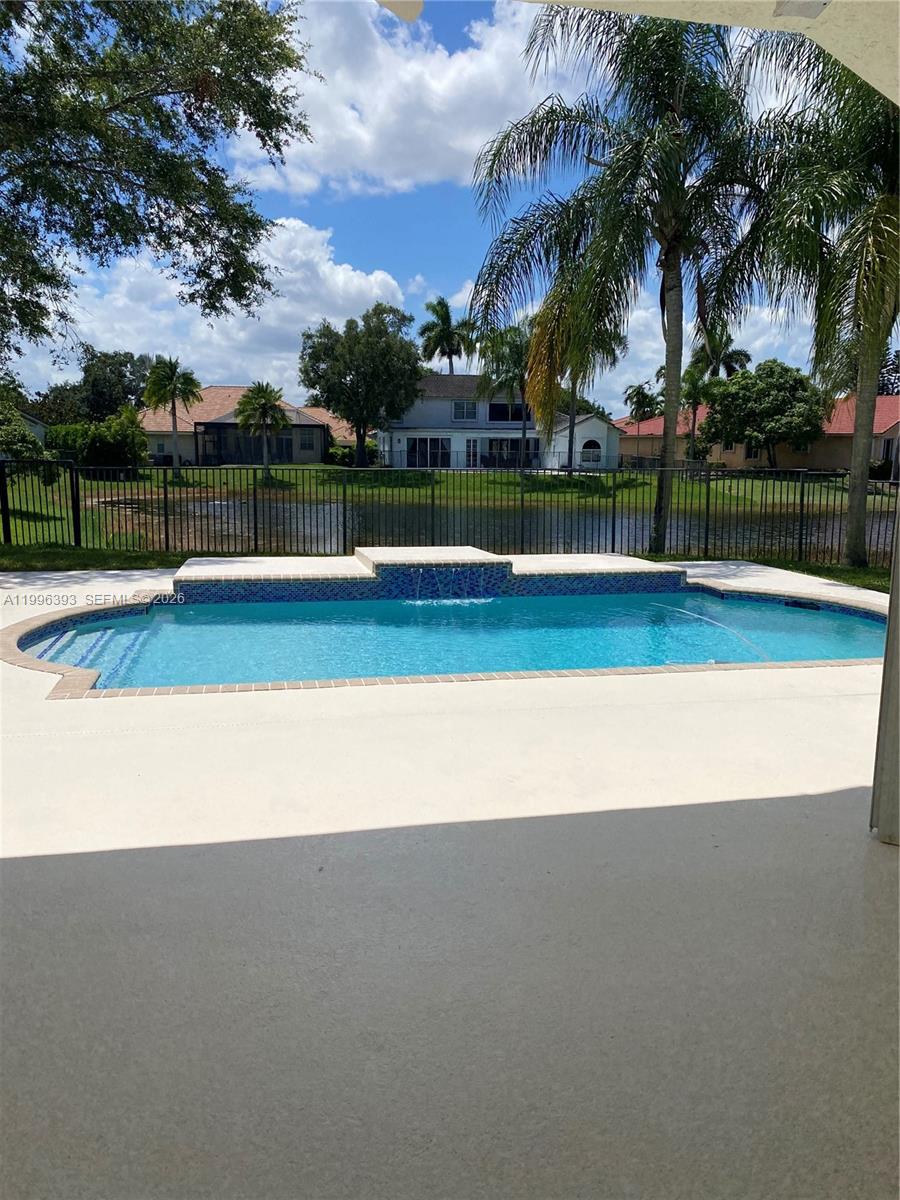 3066 Lakewood Cir # 3066