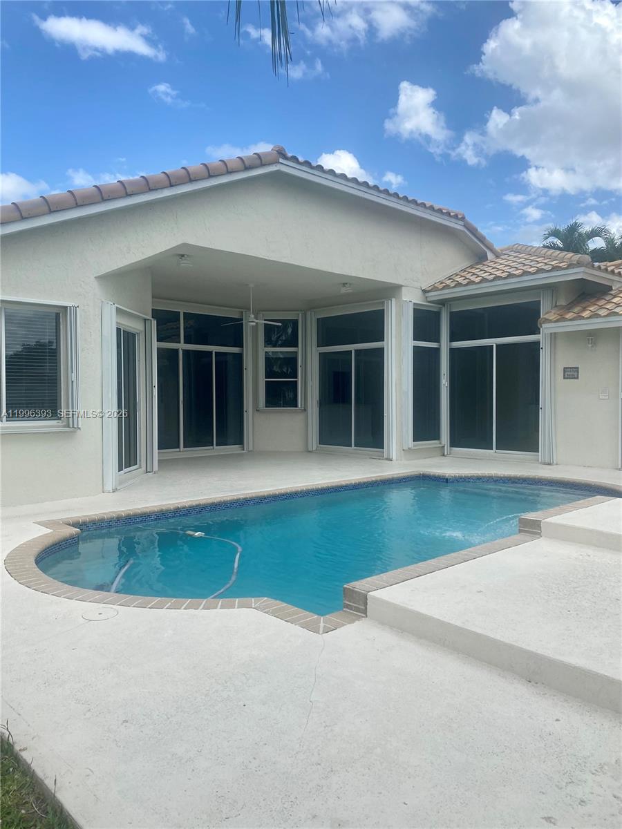 3066 Lakewood Cir # 3066