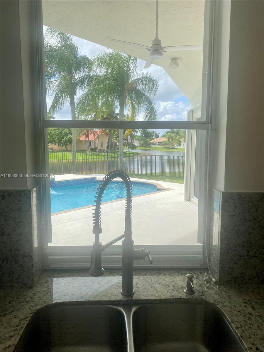 3066 Lakewood Cir # 3066