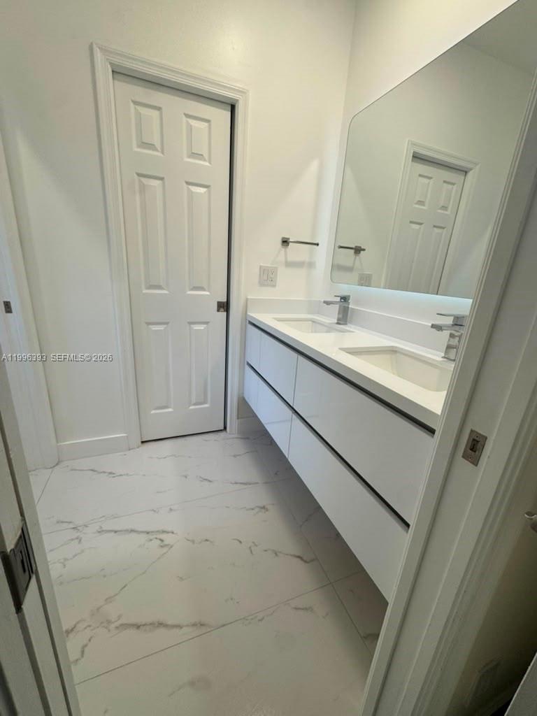 3066 Lakewood Cir # 3066