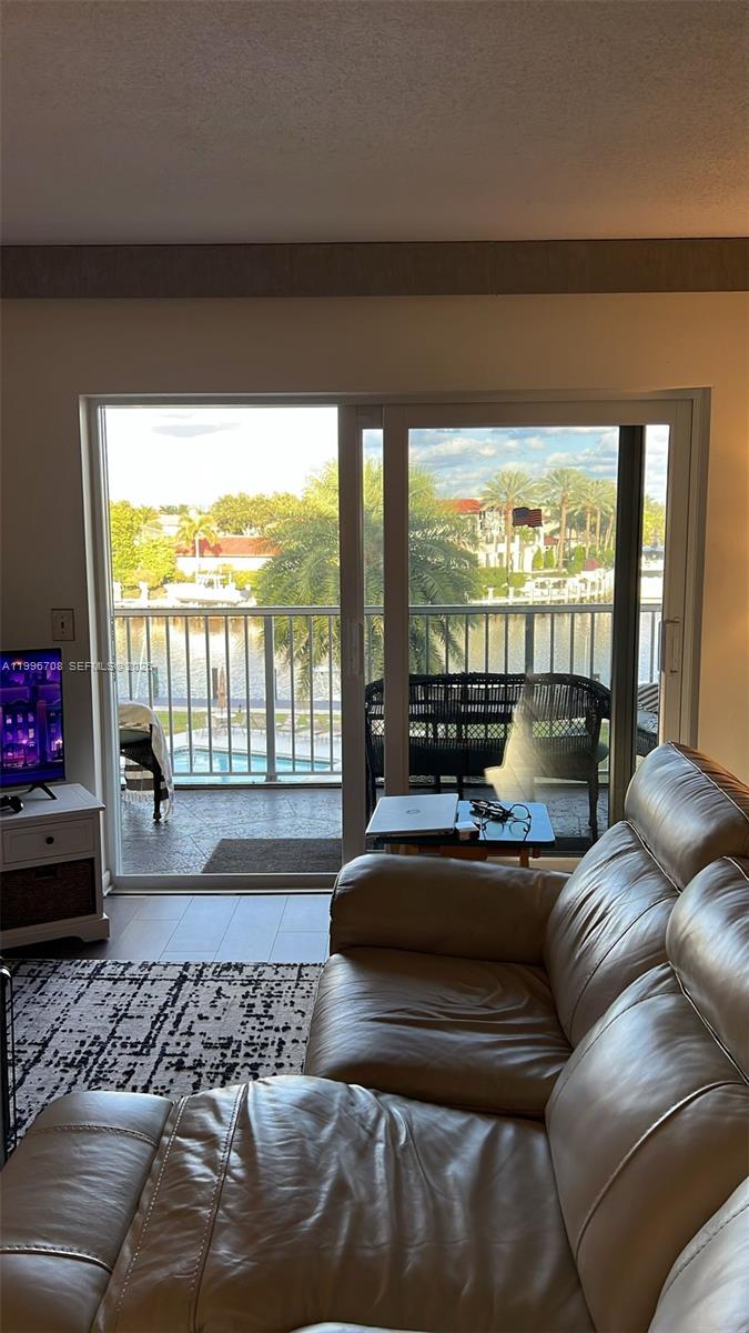 230 N Federal Hwy # 305