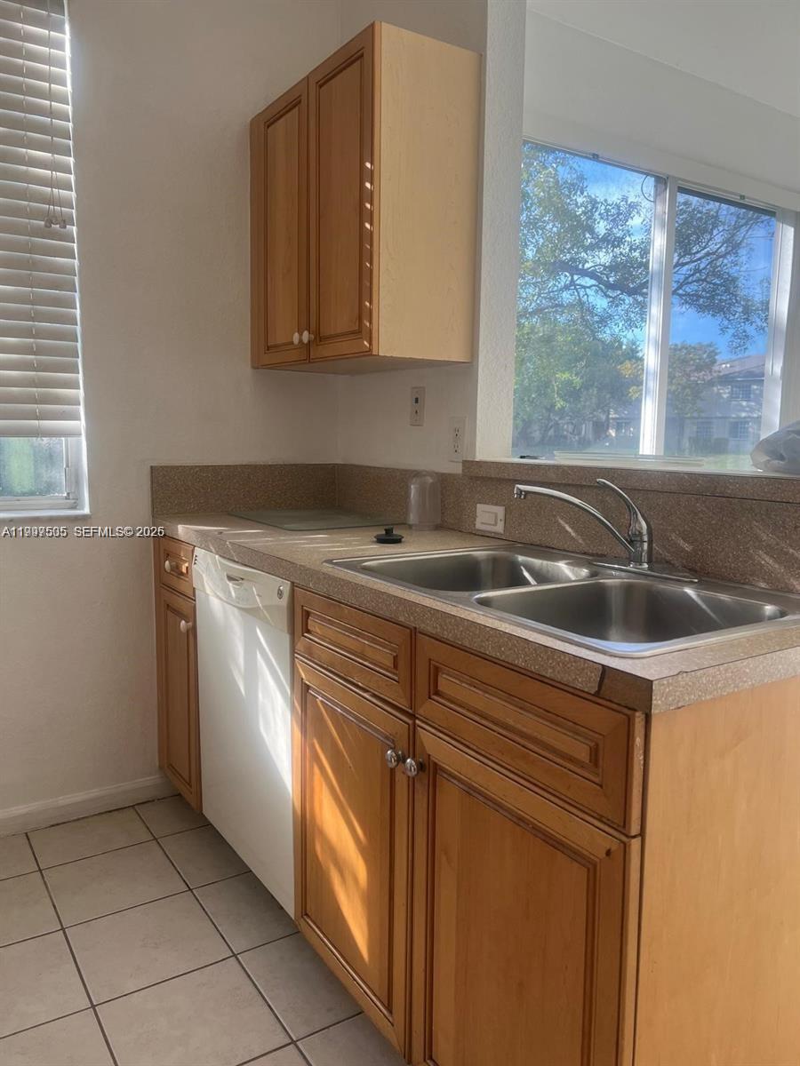 969 Abaco Ln