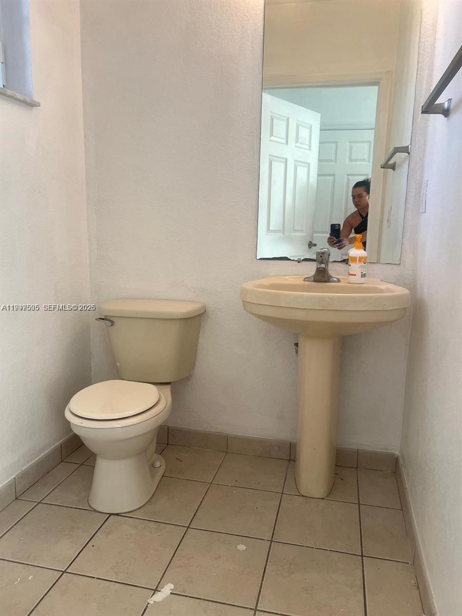 969 Abaco Ln