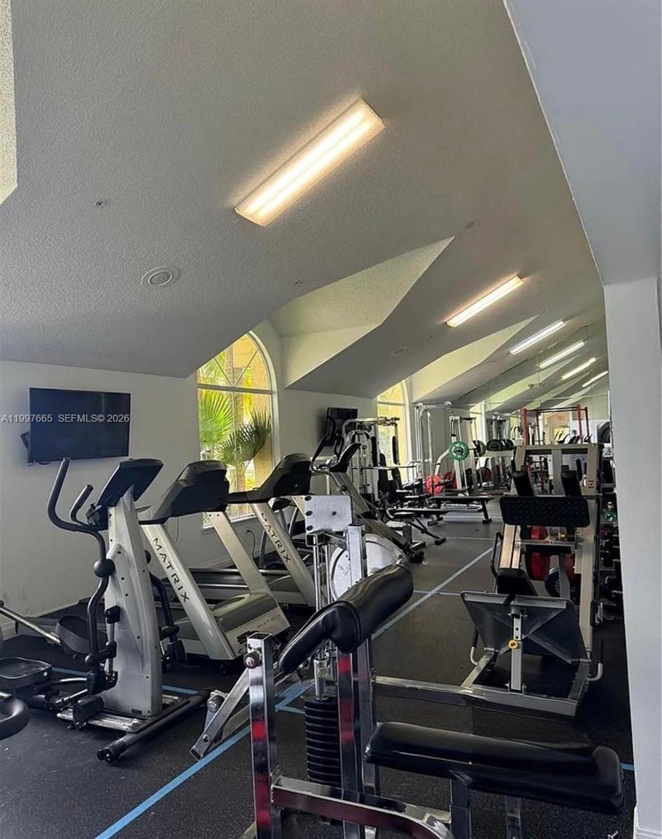 12620 Vista Isles Dr # 1027