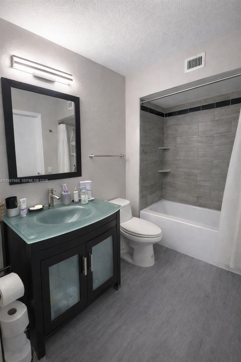 12620 Vista Isles Dr # 1027