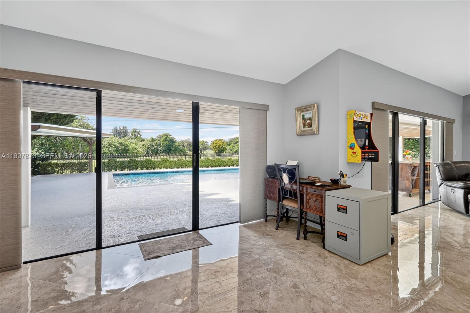 8860 SW 49th Ct