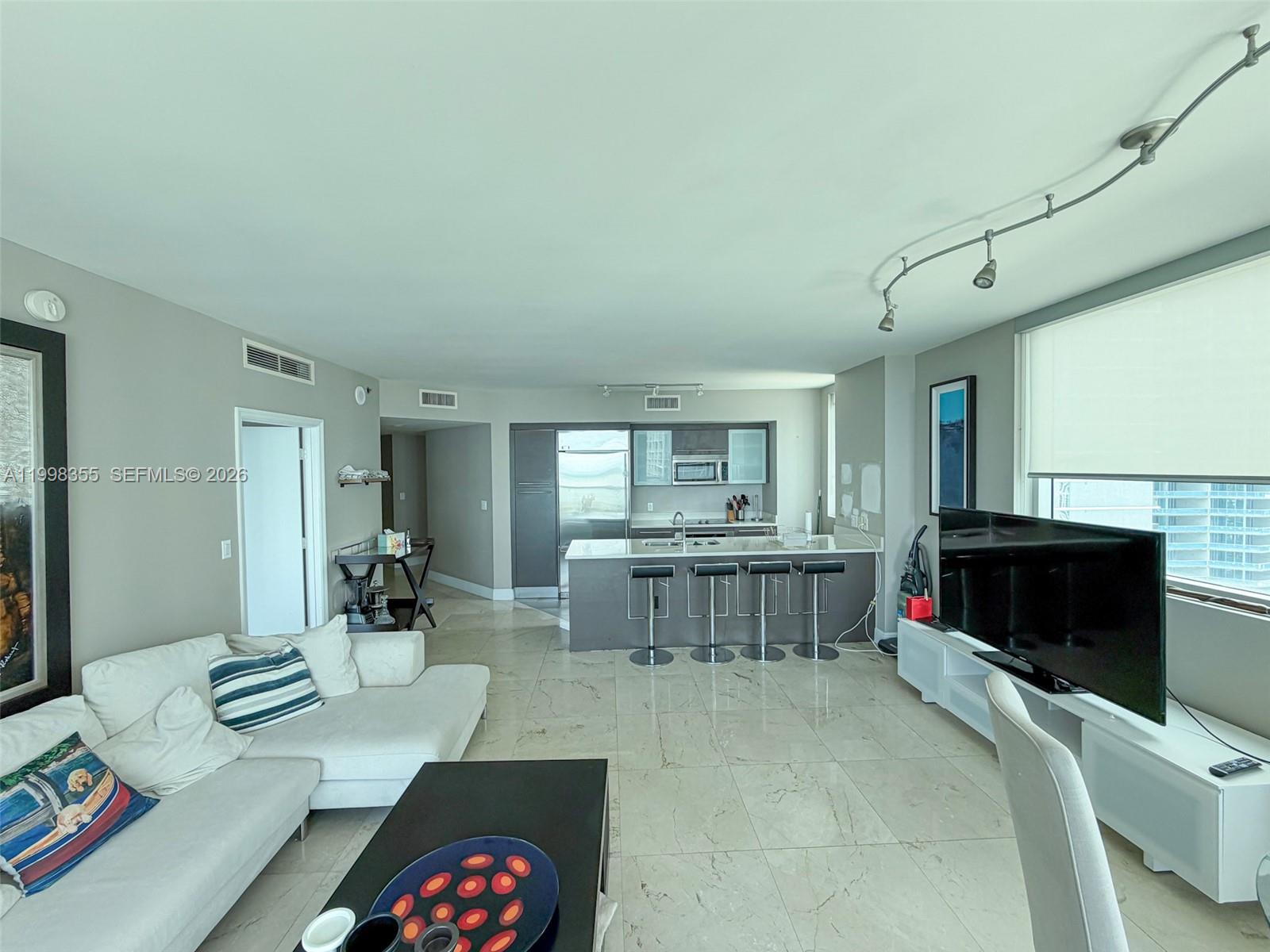 500 Brickell Ave # 3001