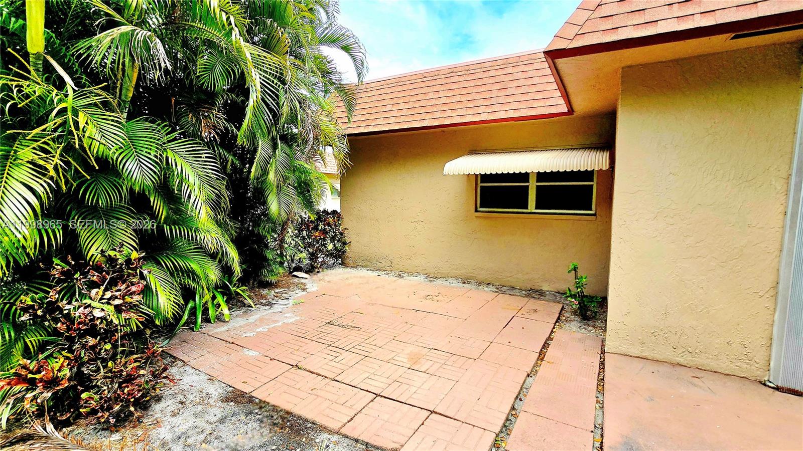 1912 Palmland Dr # 3
