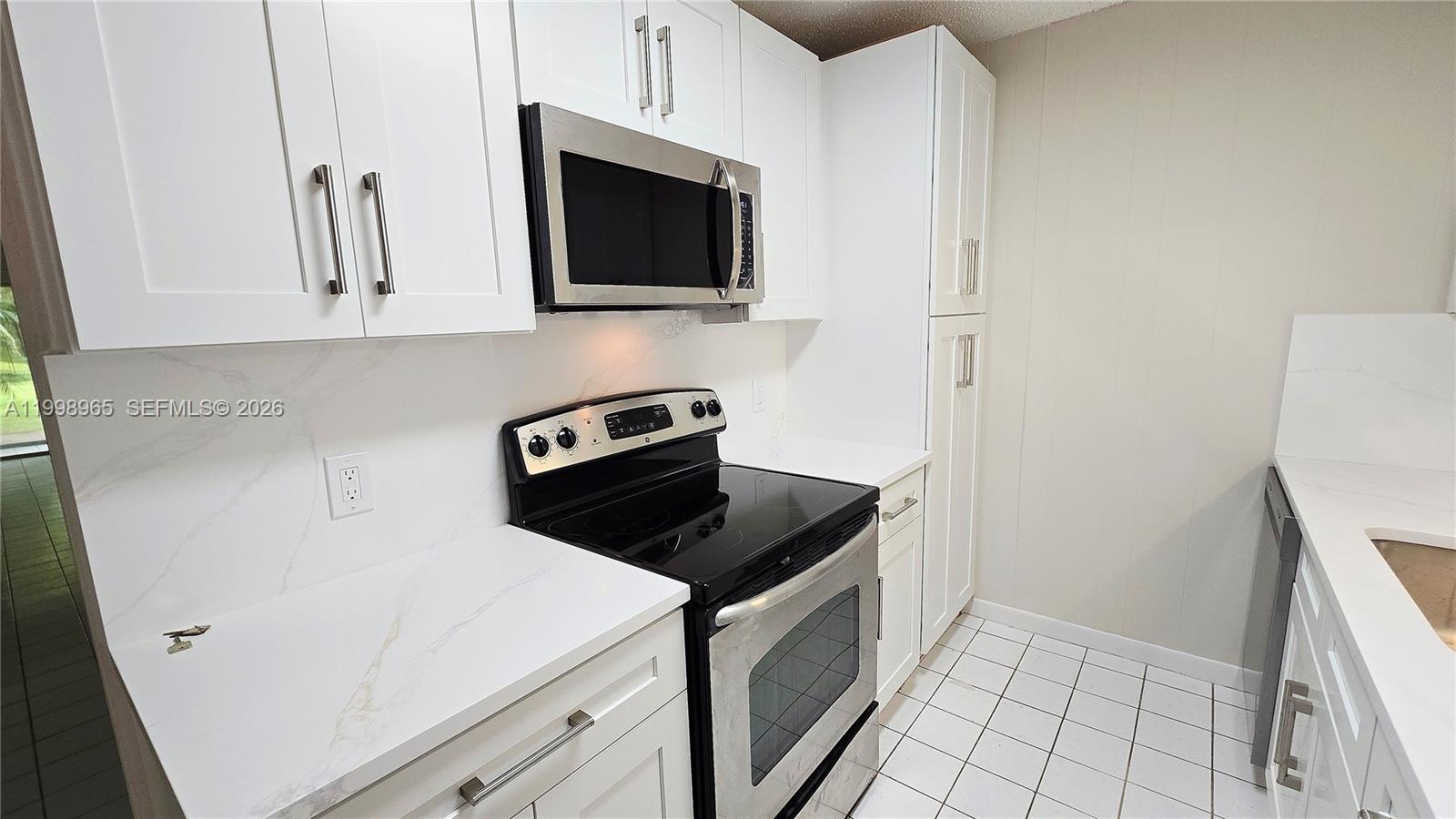 1912 Palmland Dr # 3