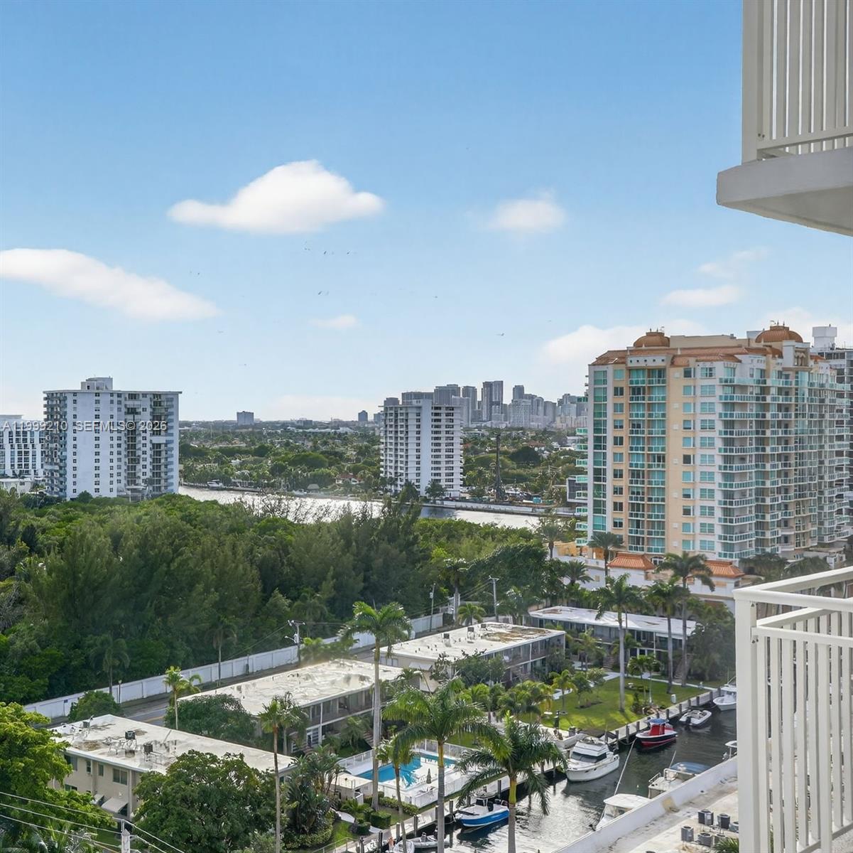 3000 E Sunrise Blvd # 14C
