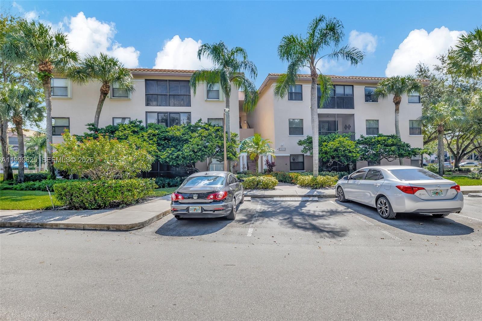 4350 NW 30th St # 233