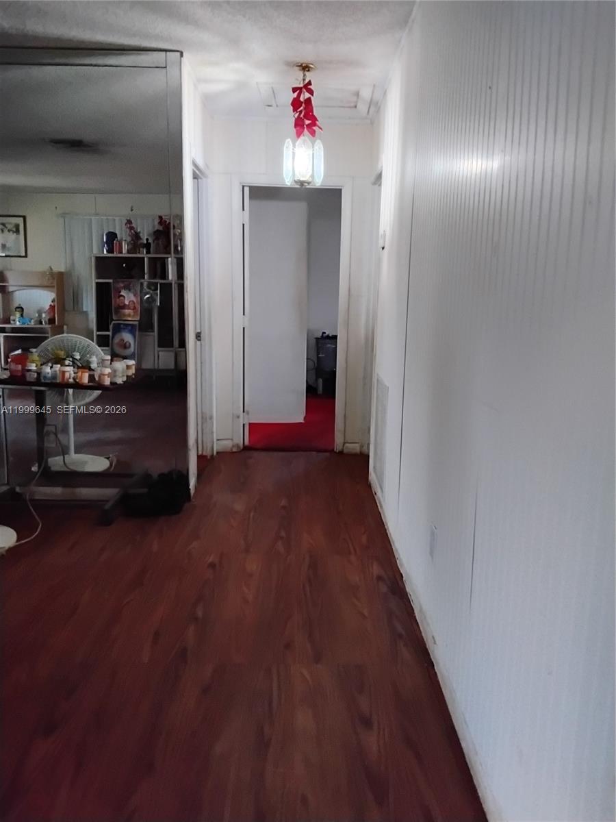 2124 NW 81st St