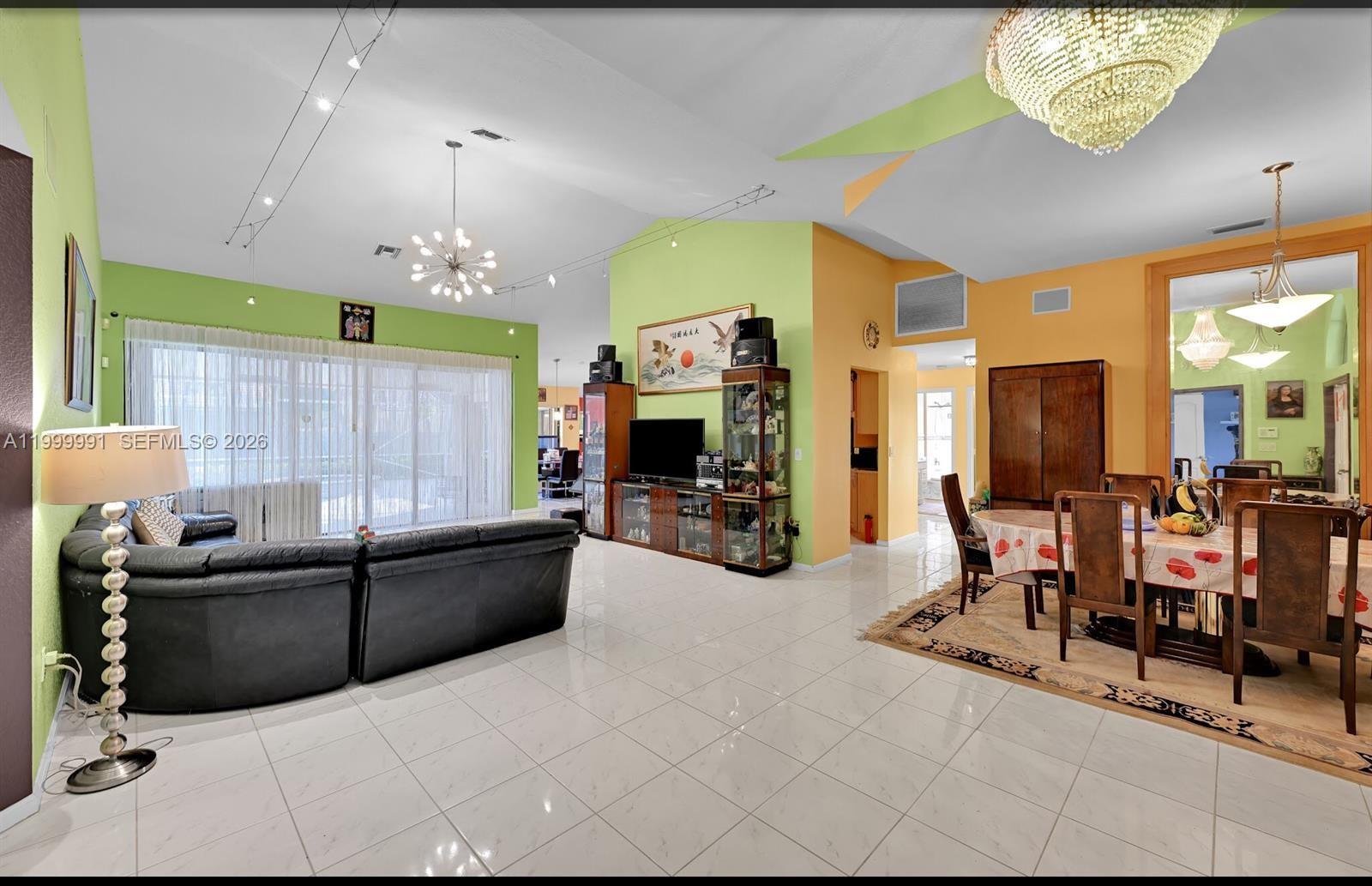 5200 NW 67th Ave