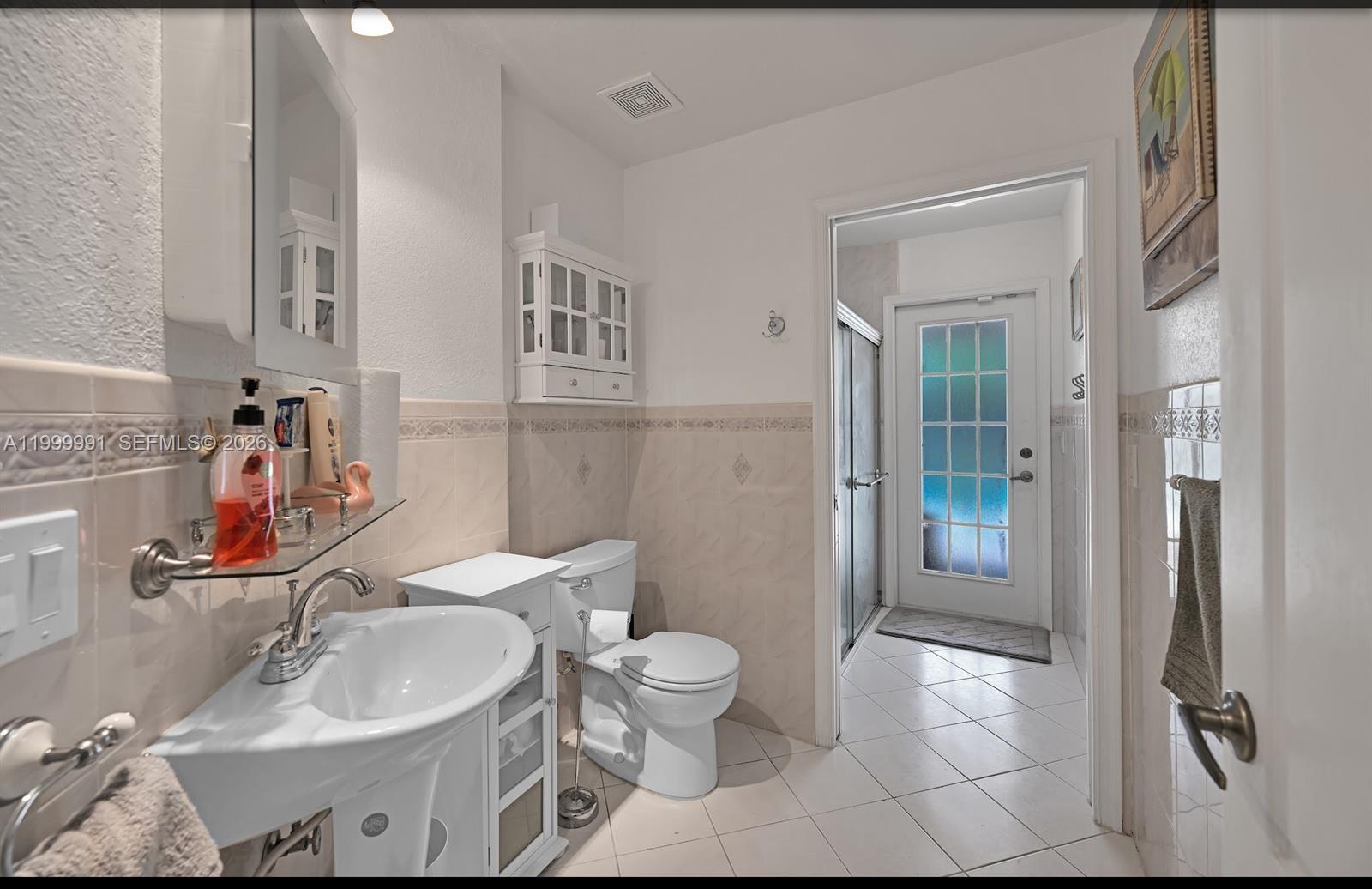5200 NW 67th Ave