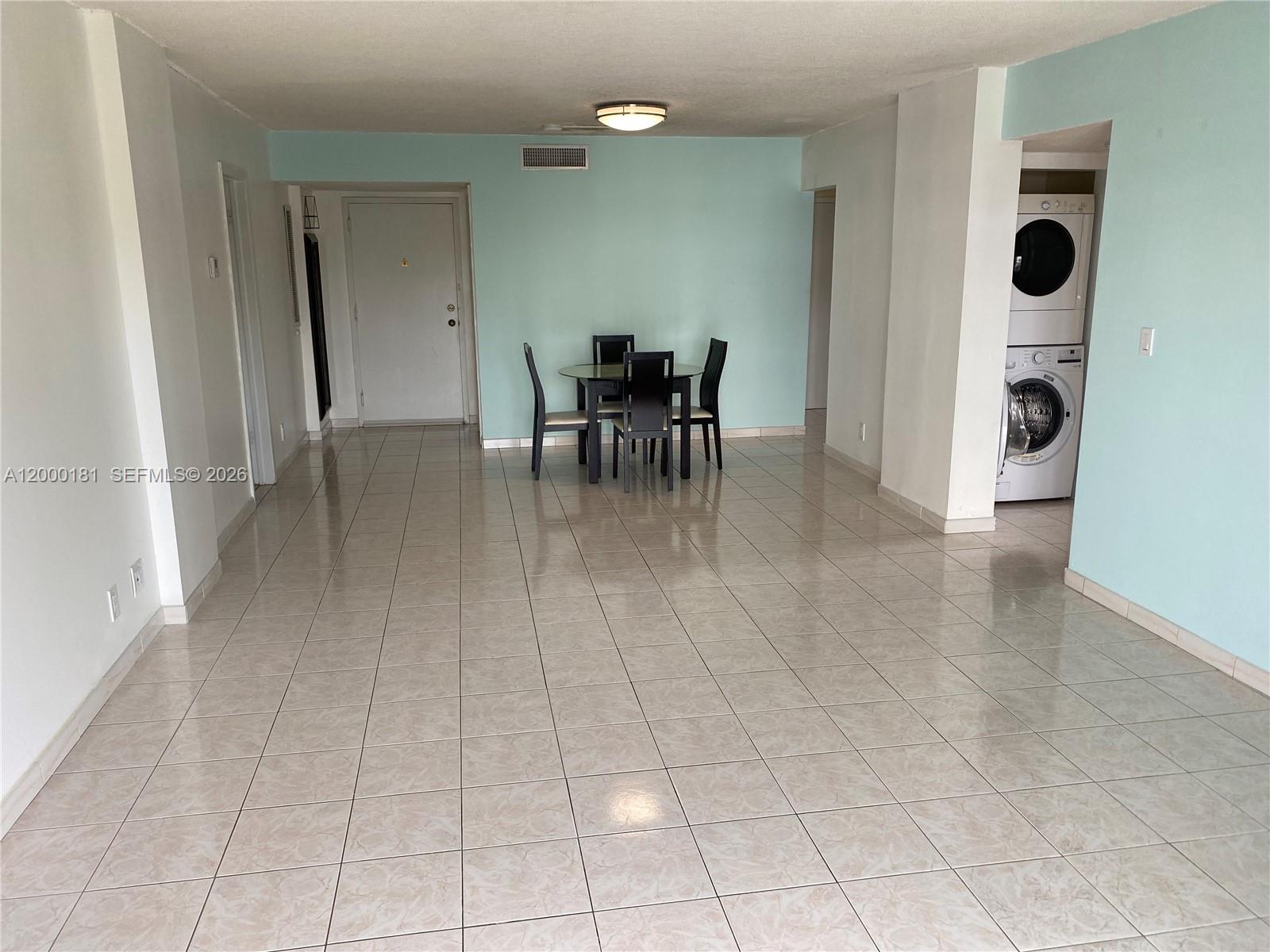 1900 Diana Dr # 3D
