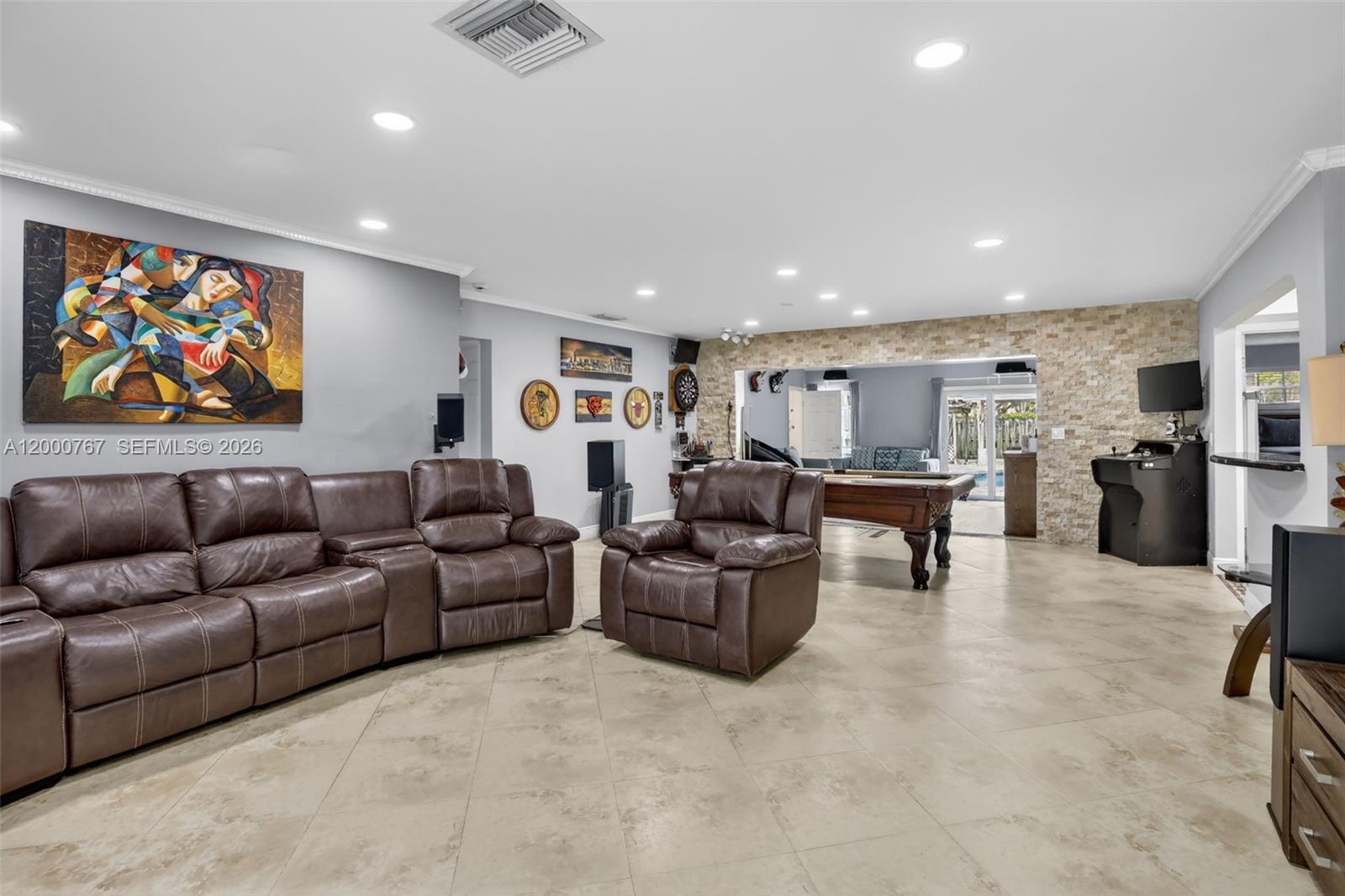 4911 SW 29th Ter