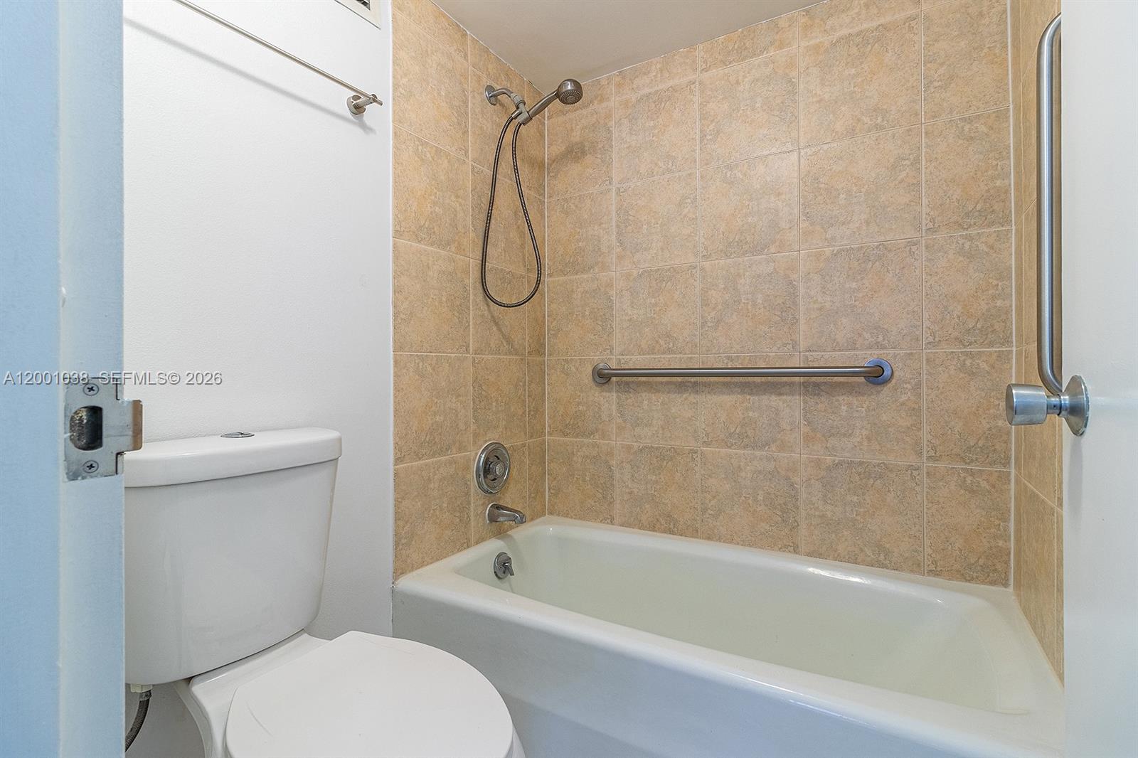 500 Three Islands Blvd # 222