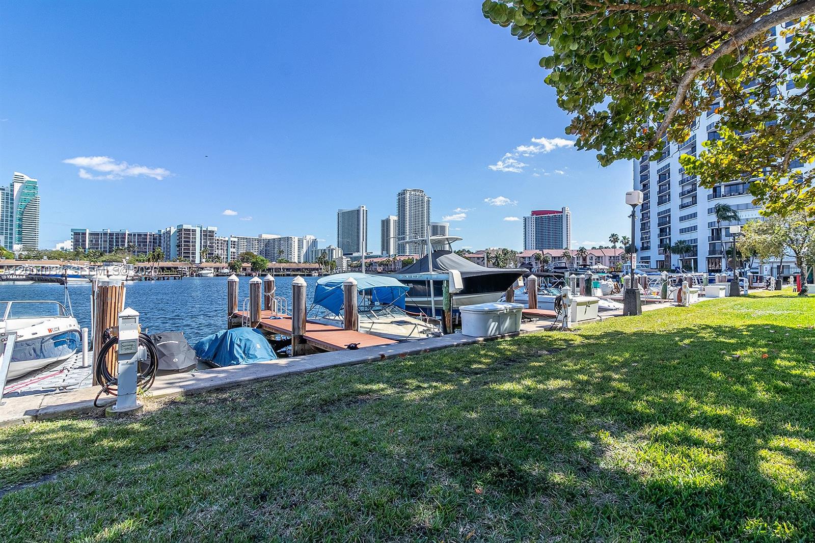 500 Three Islands Blvd # 222