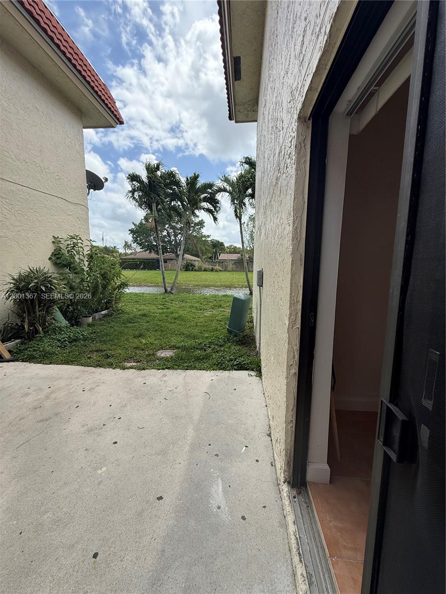 11120 Royal Palm Blvd # 10 Unit: 4-10