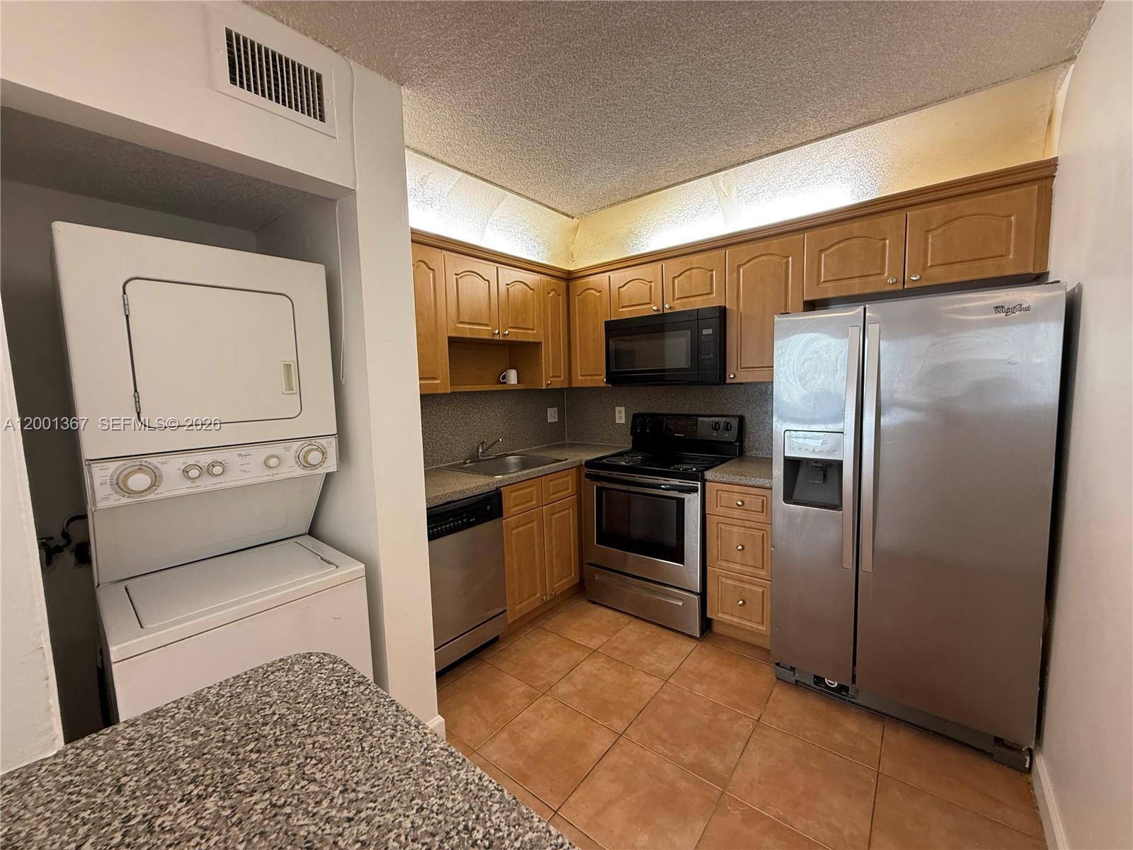 11120 Royal Palm Blvd # 10 Unit: 4-10