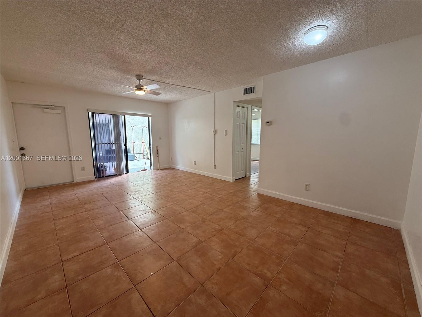 11120 Royal Palm Blvd # 10 Unit: 4-10