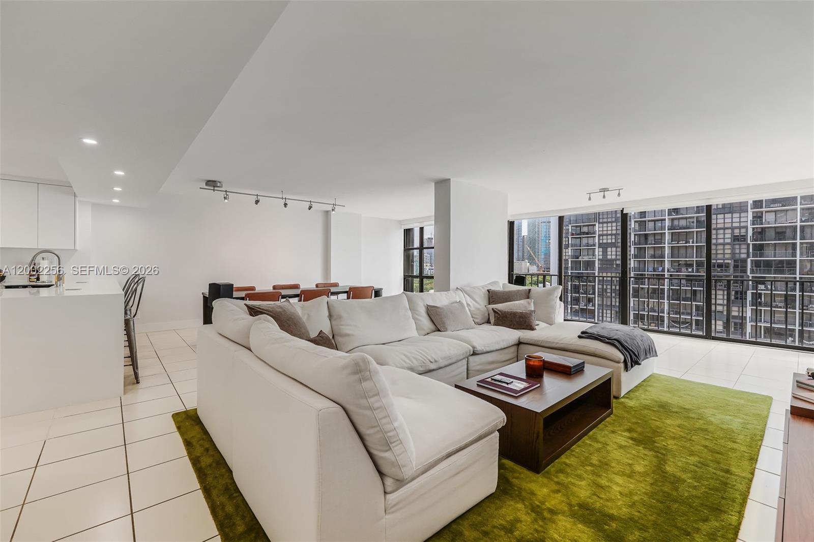 1915 Brickell Ave # C1404