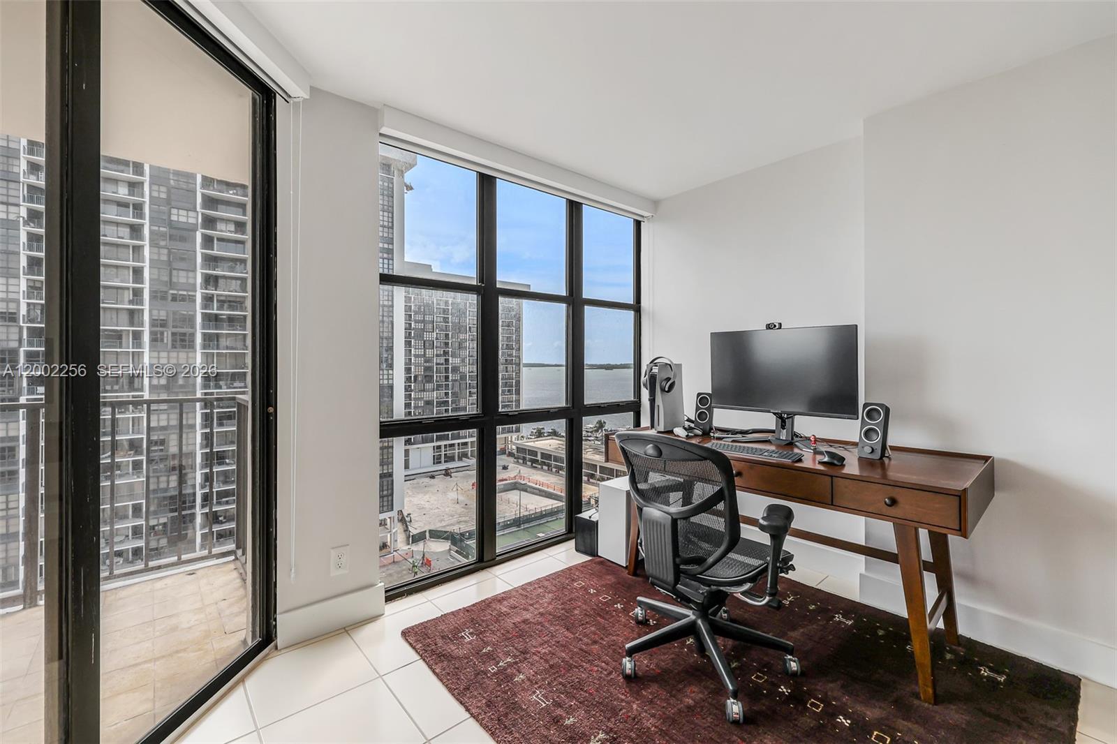 1915 Brickell Ave # C1404