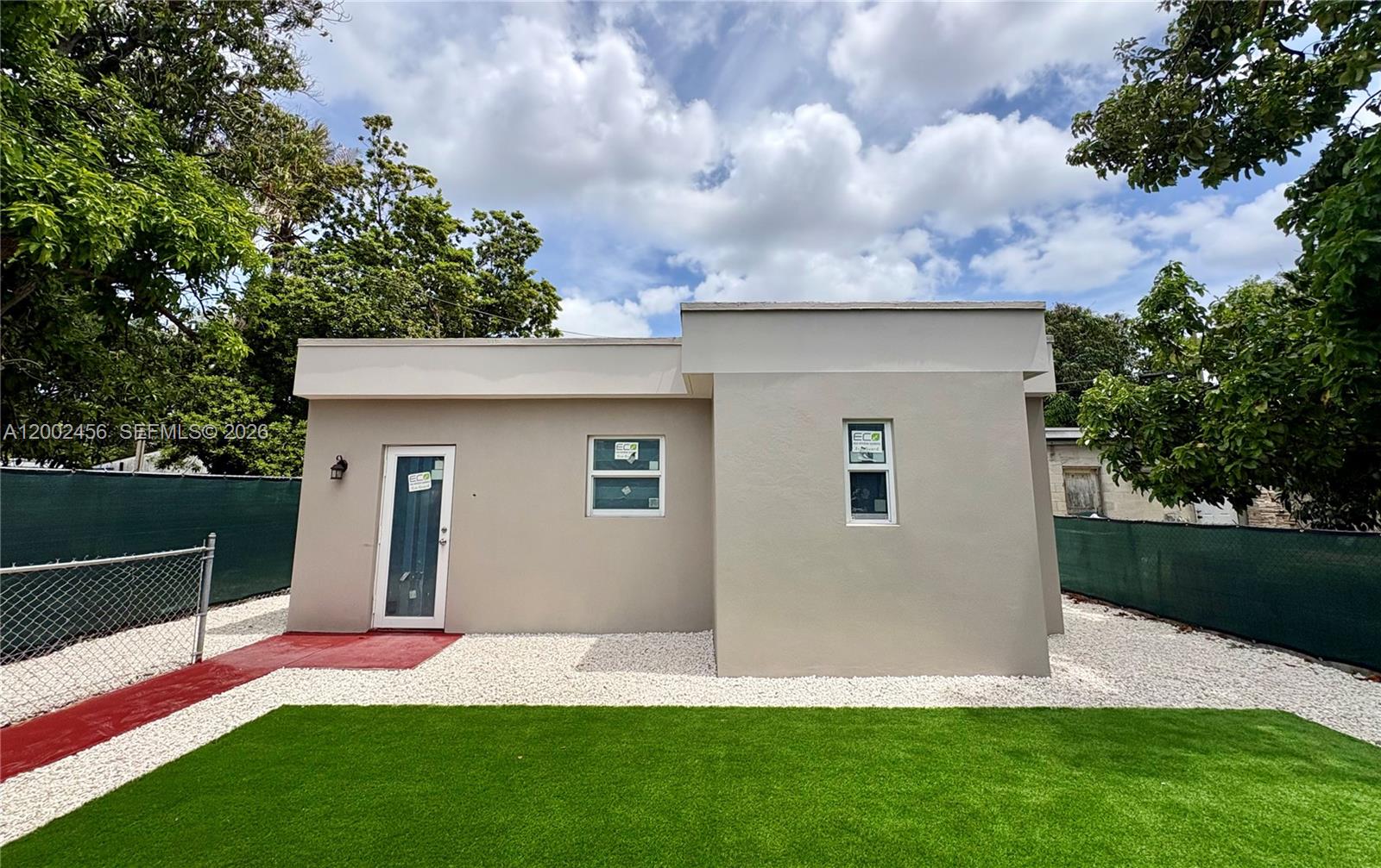2637 NW 23rd Ct