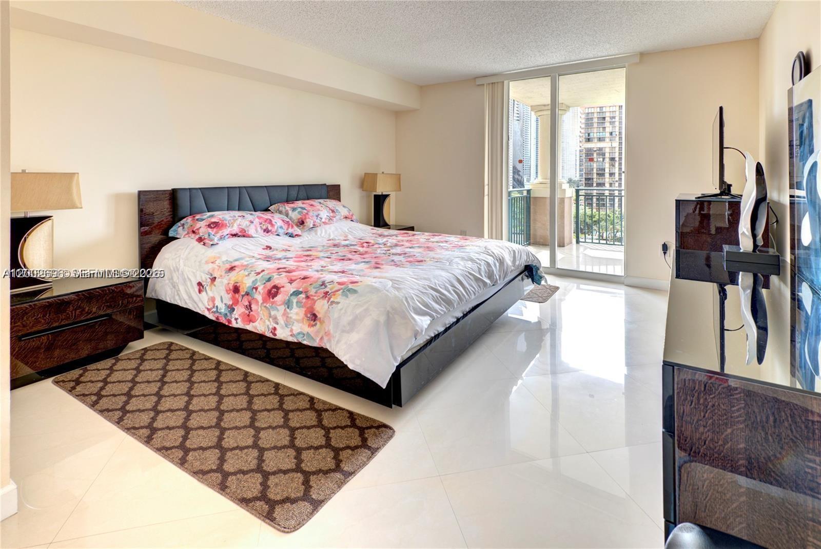 17555 Atlantic Blvd # 902