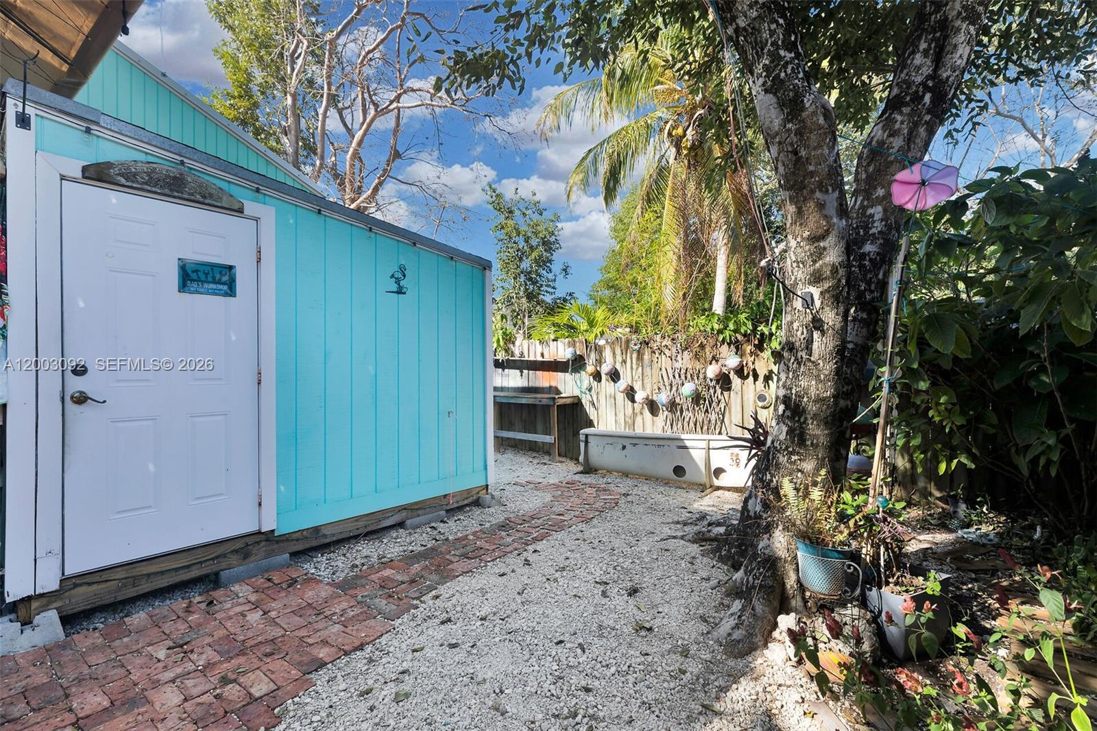 14 Bonita Ave