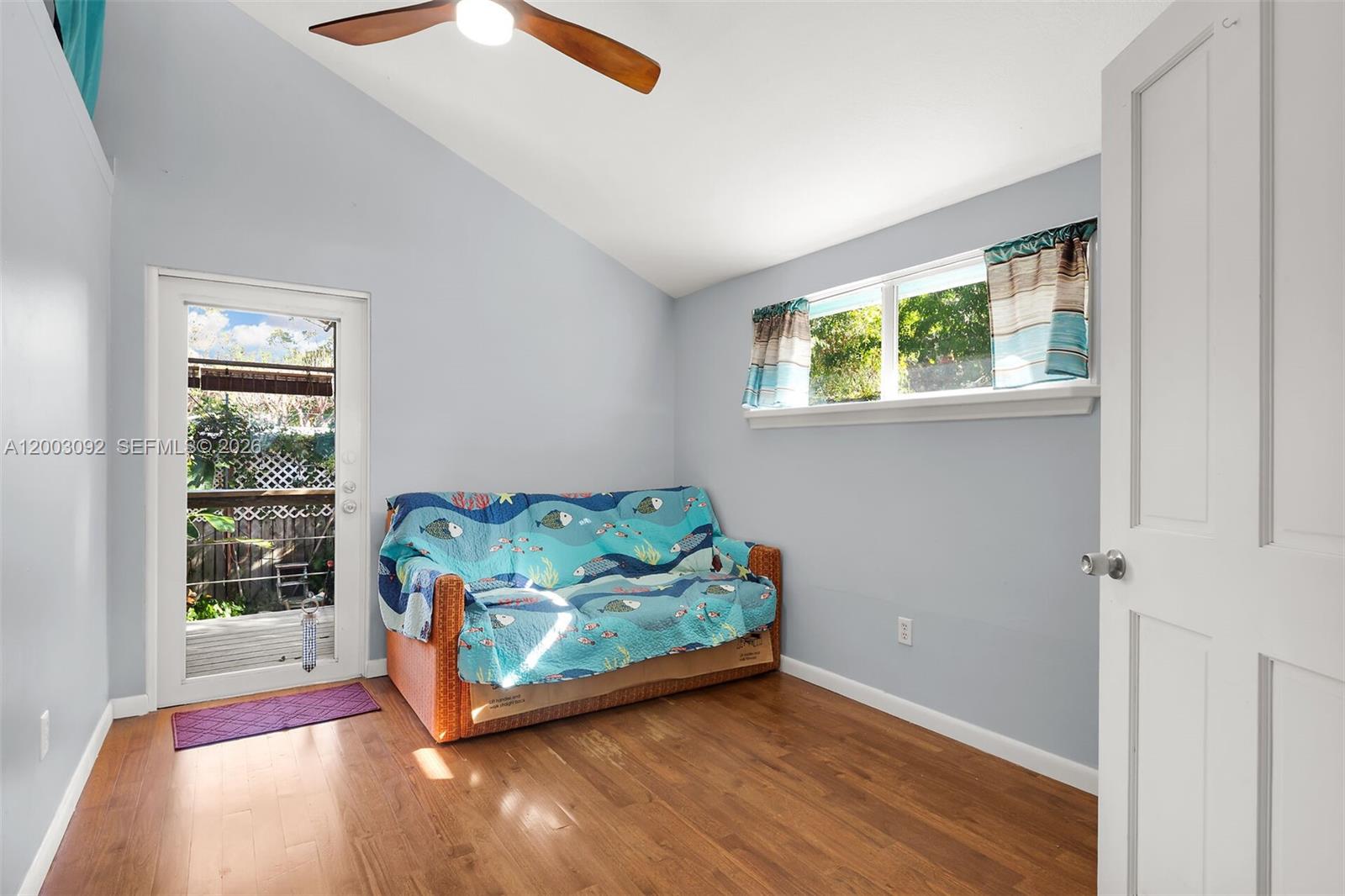 14 Bonita Ave