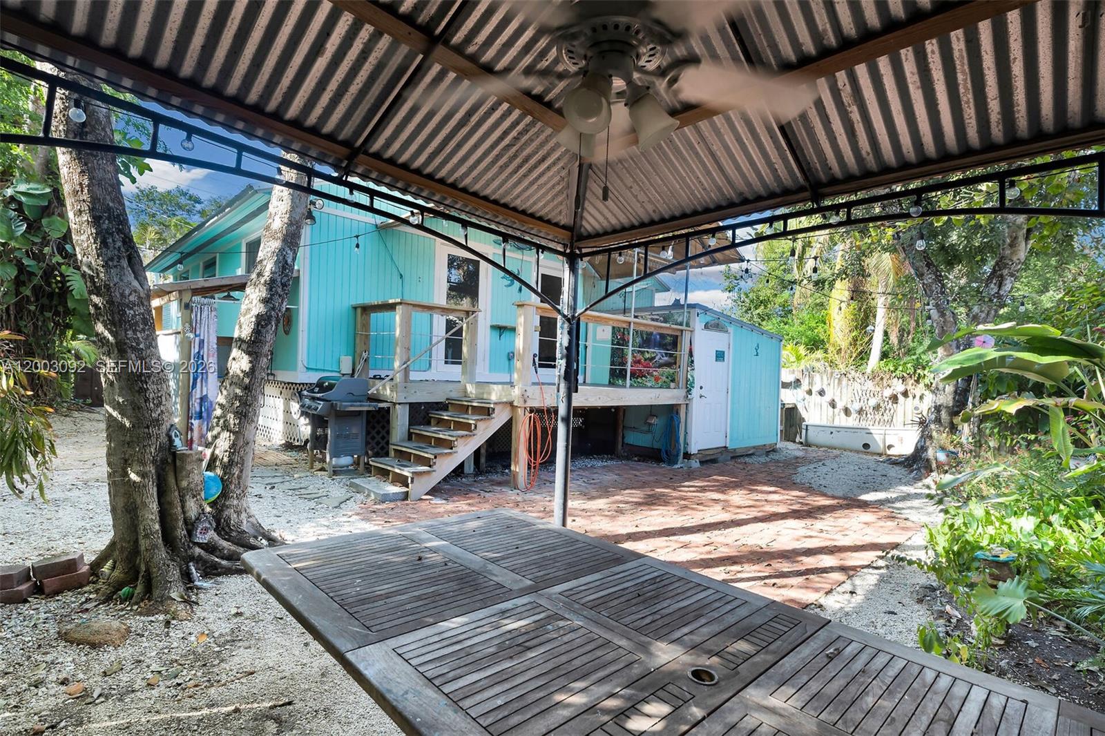 14 Bonita Ave