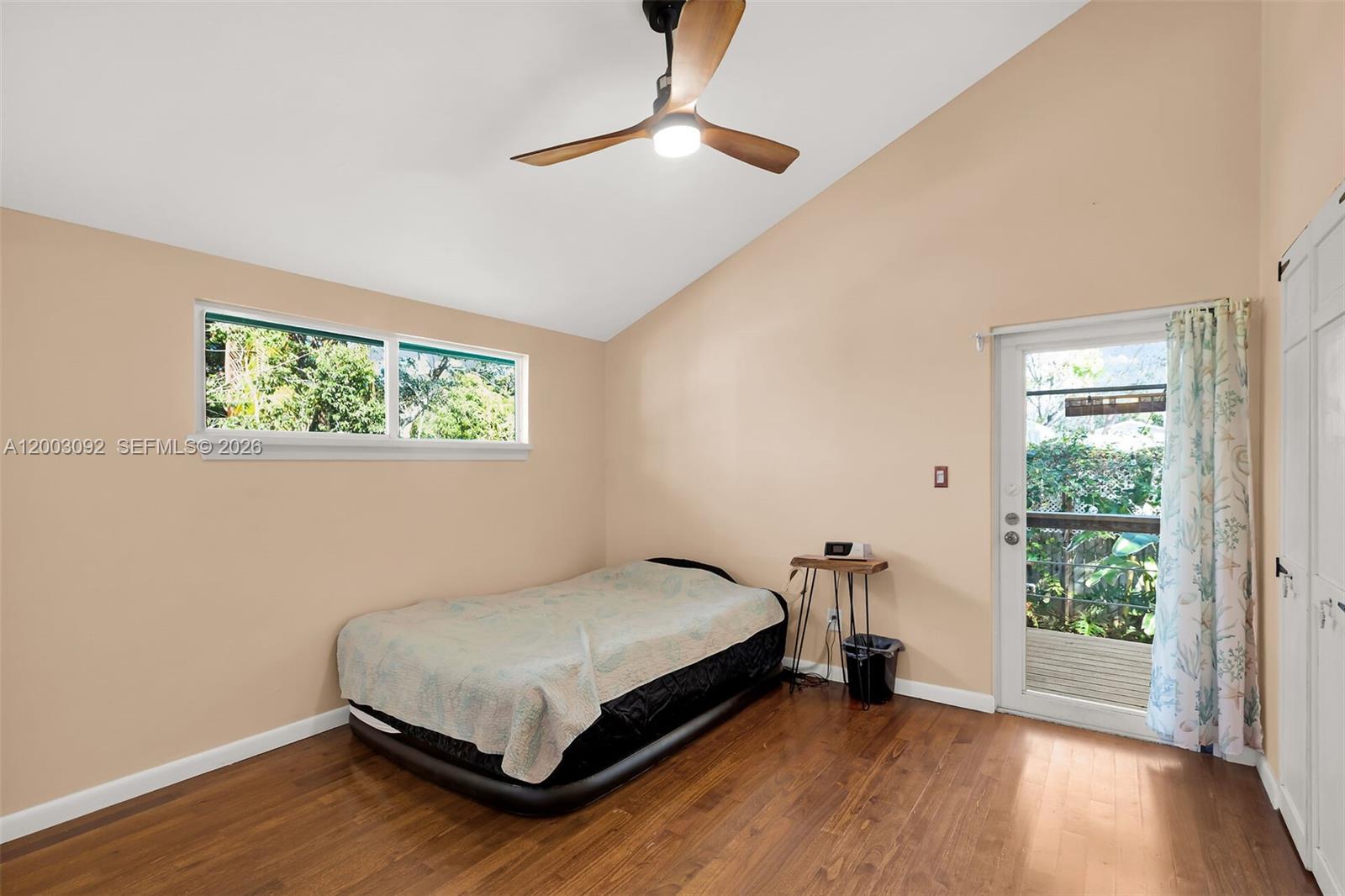 14 Bonita Ave