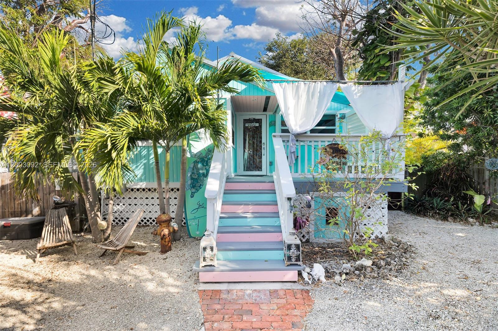14 Bonita Ave